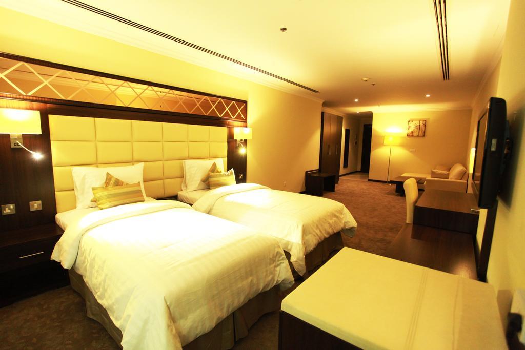 Golden Ocean Hotel Ad Dawhah Esterno foto