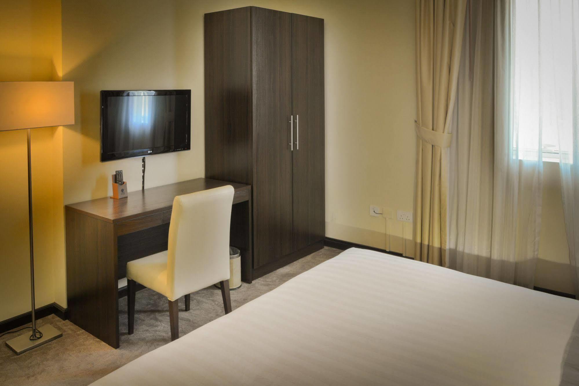 Golden Ocean Hotel Ad Dawhah Esterno foto